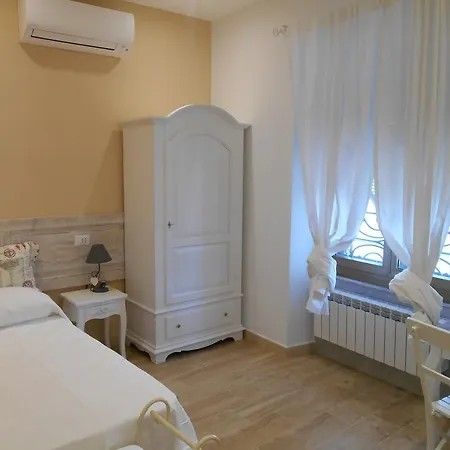 A 4 Passi Dal Mare Guest house 2*