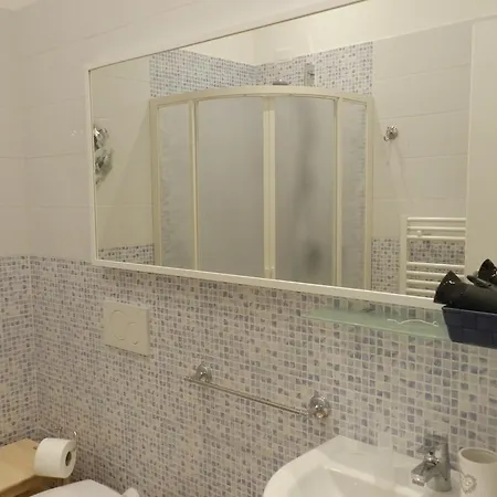 Guest house A 4 Passi Dal Mare La Spezia